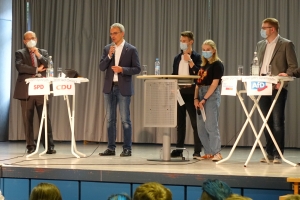 Podiumsdiskussion zur Bundestagswahl 2021