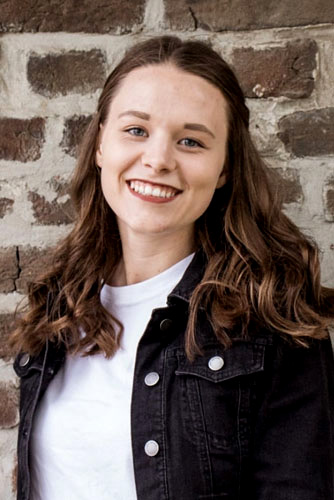 Sophie Domsel (Dom)